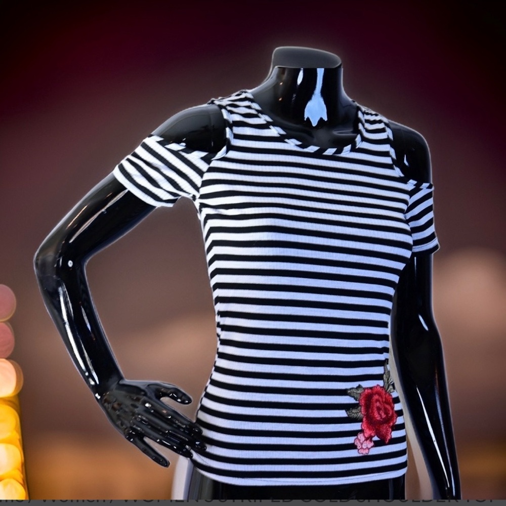 WOMEN’S STRIPED COLD SHOULDER TOP